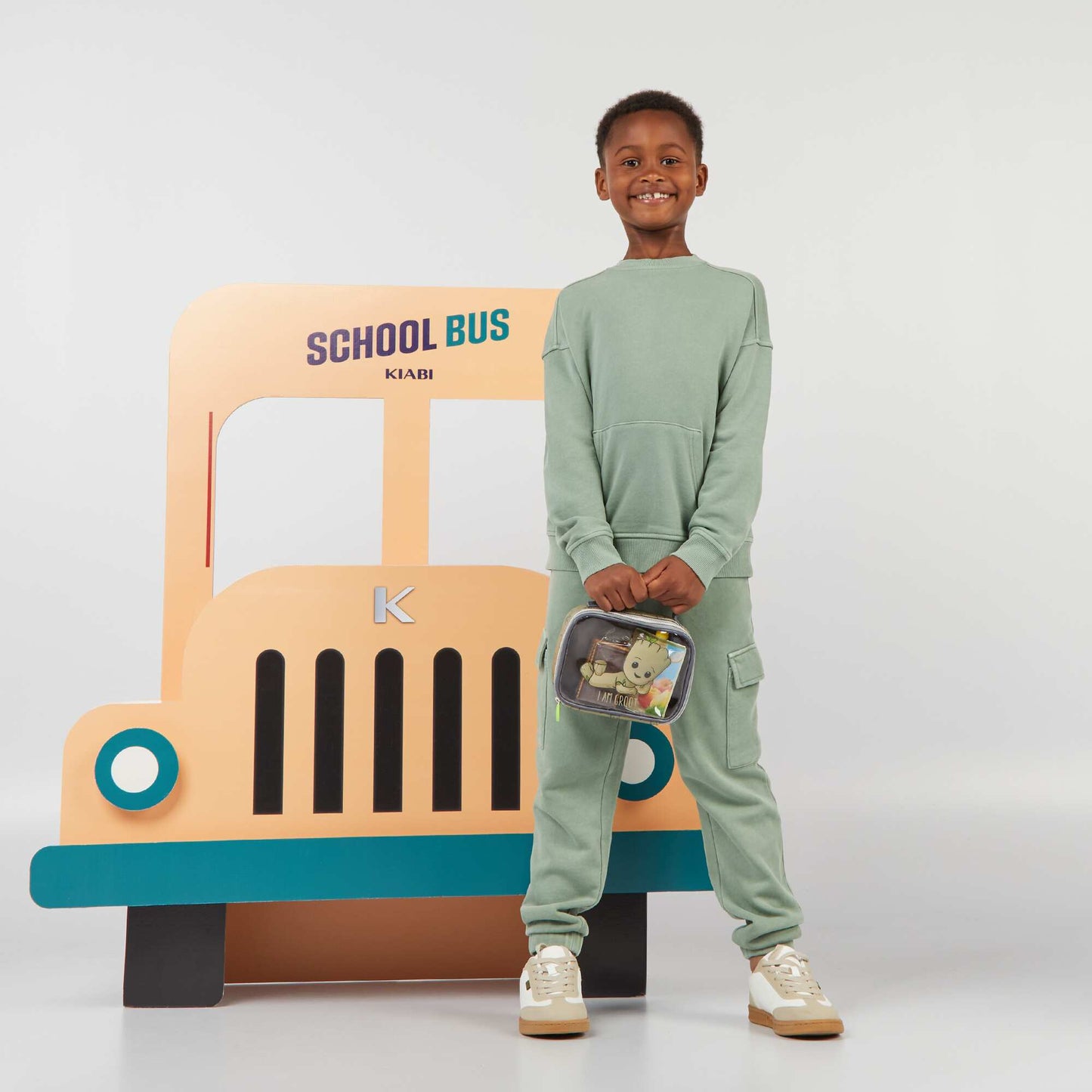 Sweatshirt with kangaroo pocket GREEN