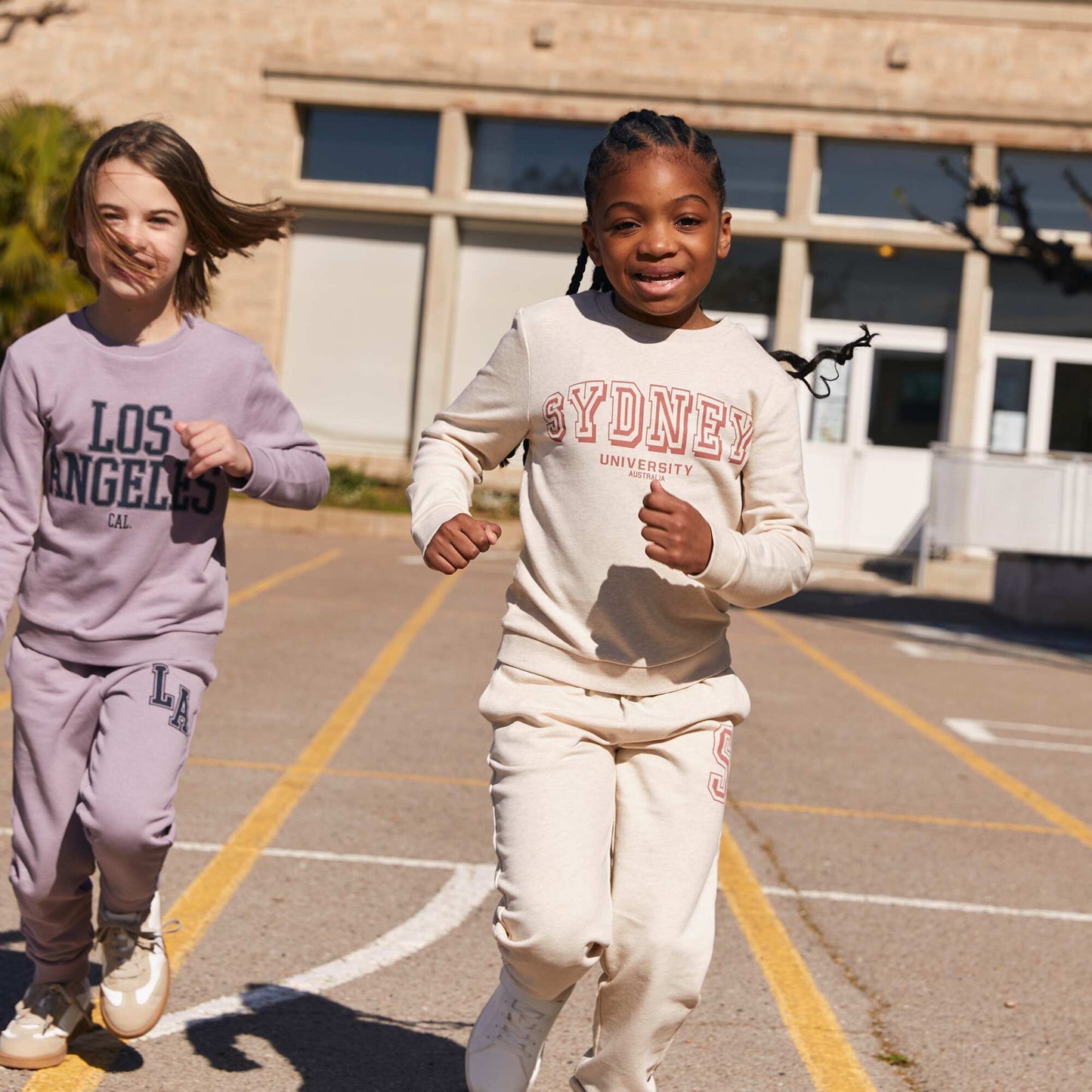 Sweatshirt with round neck BEIGE