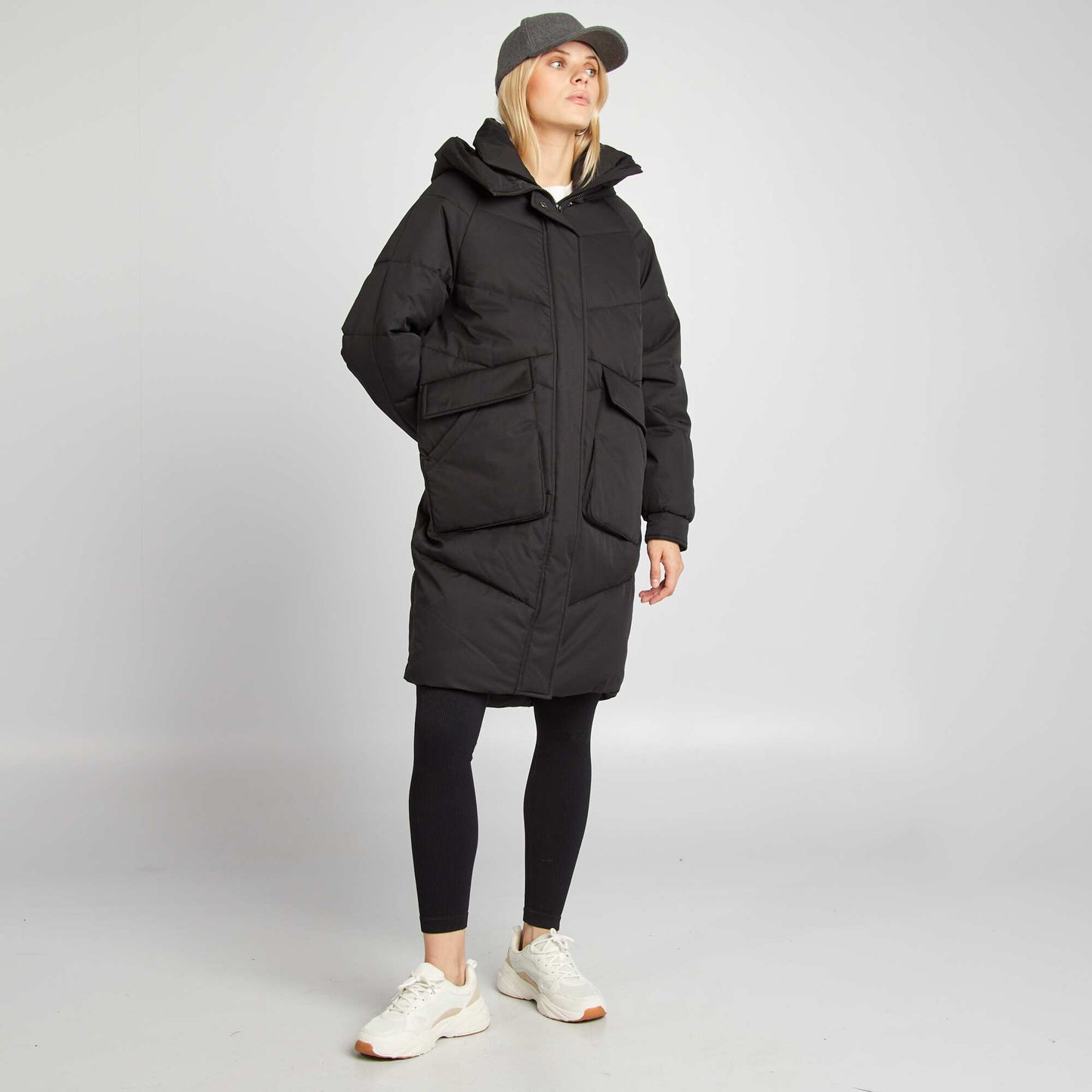 Mid-length padded jacket with hood black