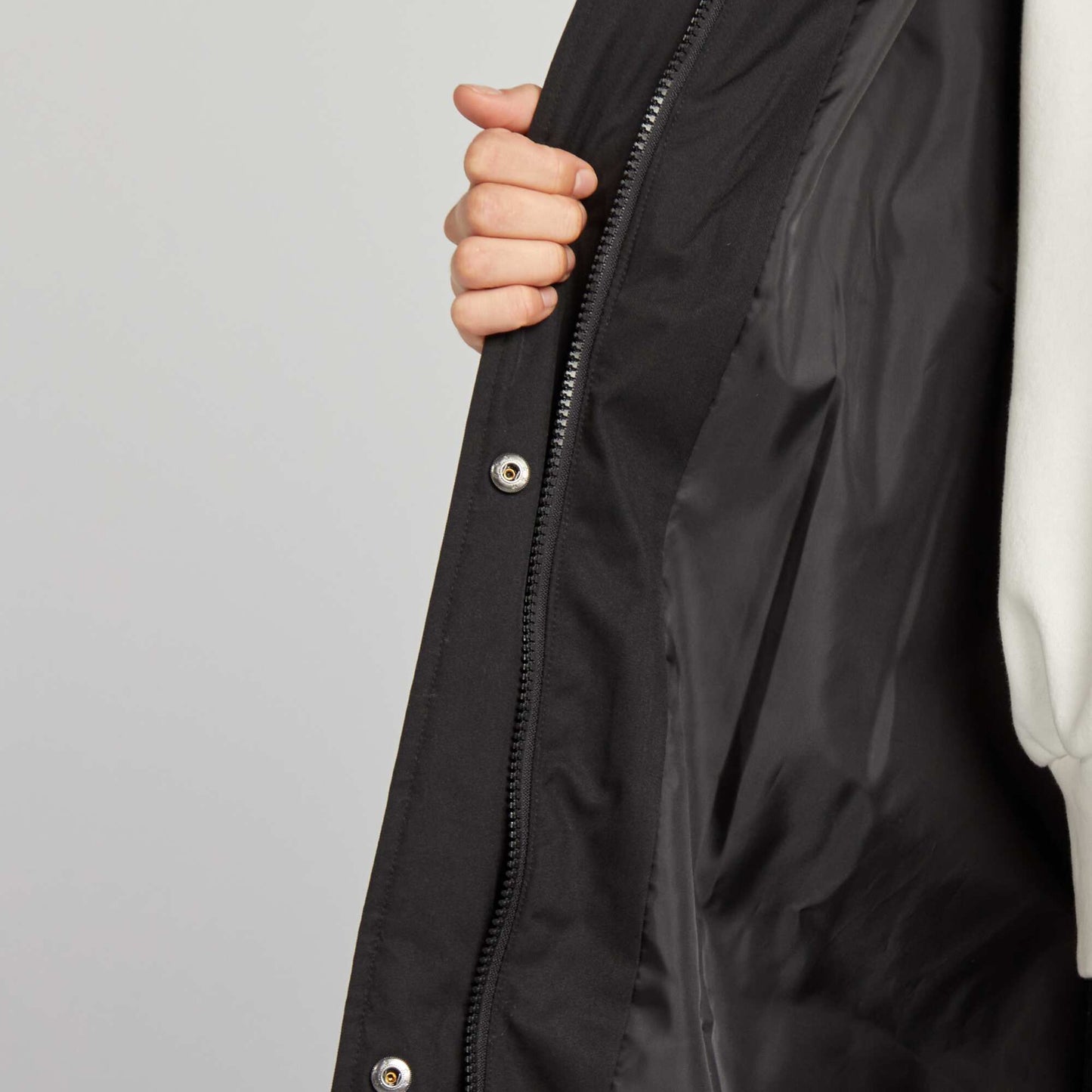 Mid-length padded jacket with hood black