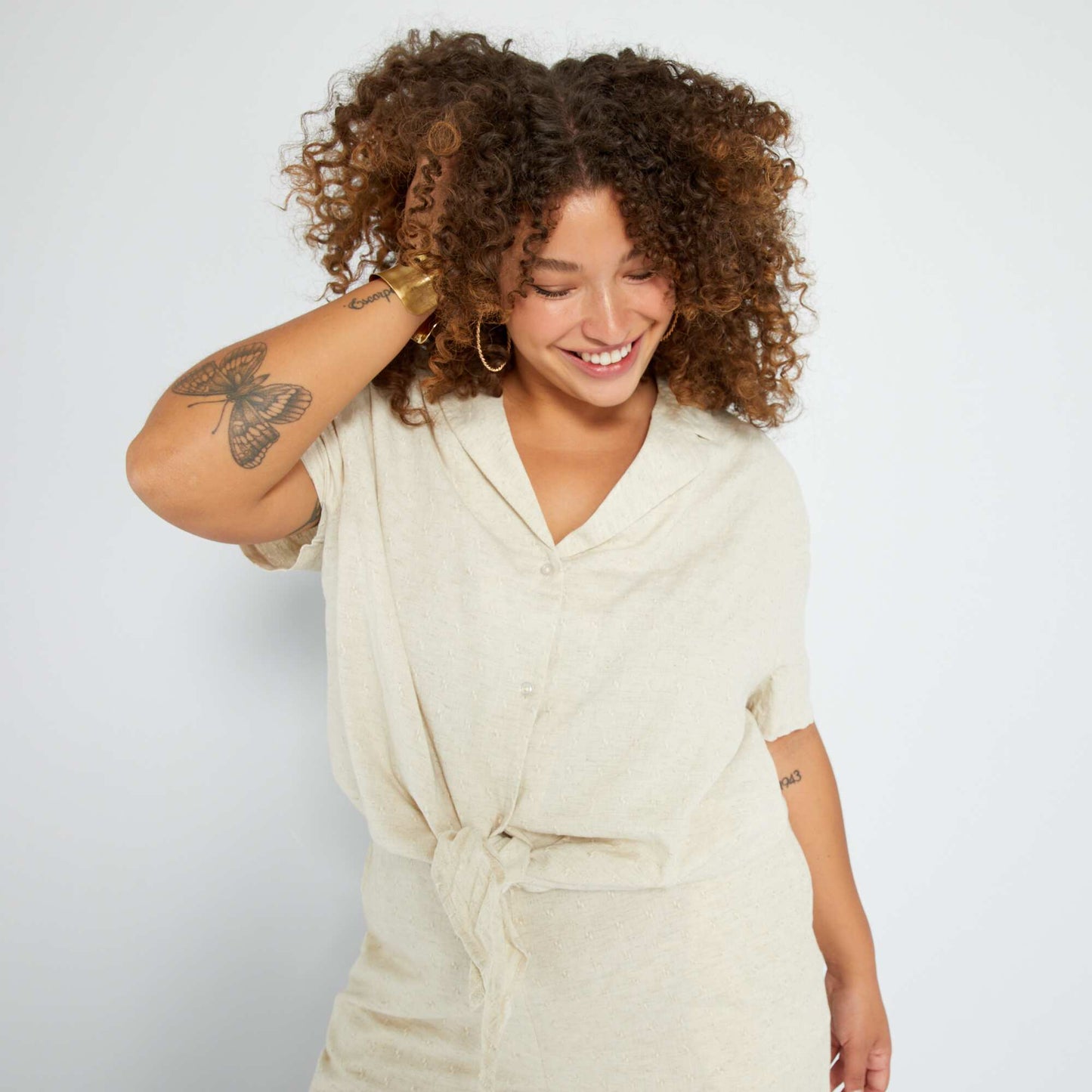 Short-sleeved blouse BEIGE