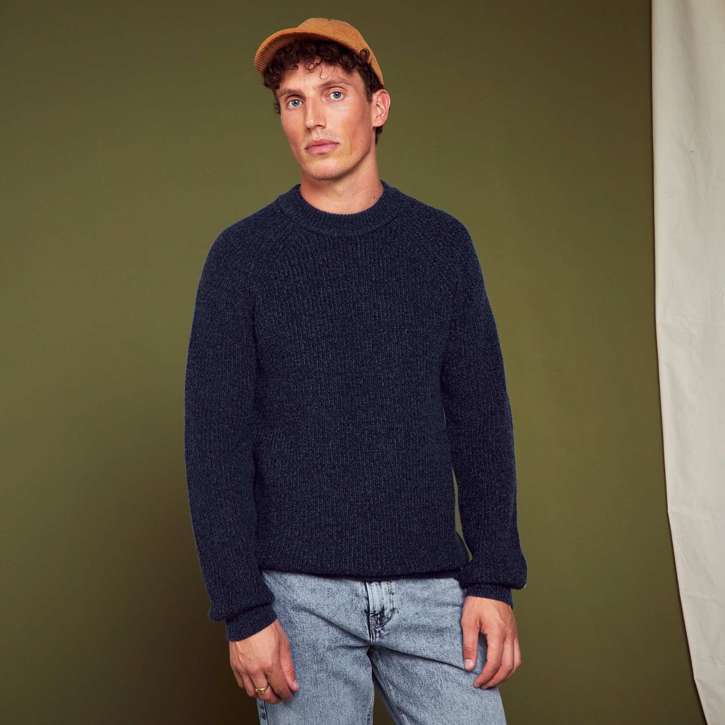 Round neck chunky knit sweater BLUE CH