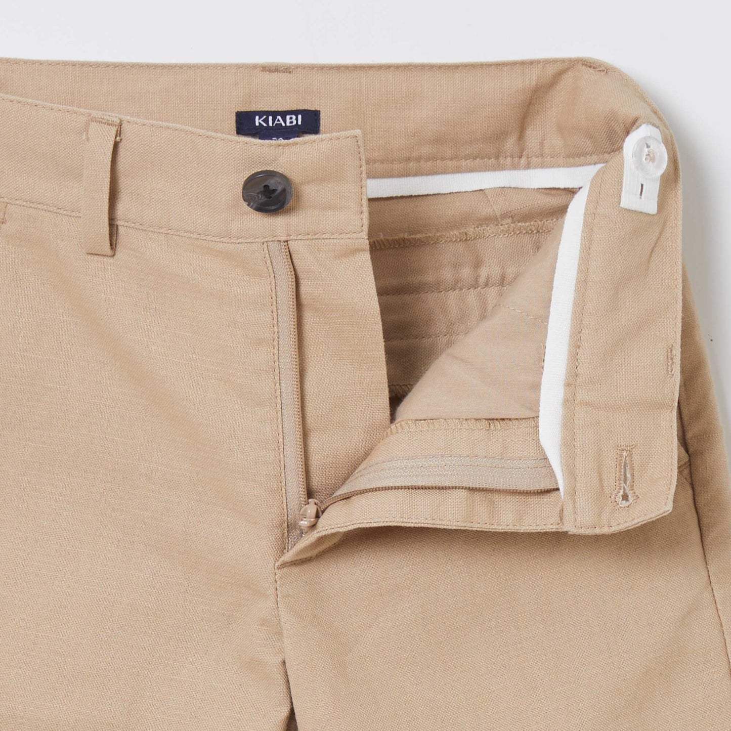 Straight-leg chino Bermuda shorts BEIGE