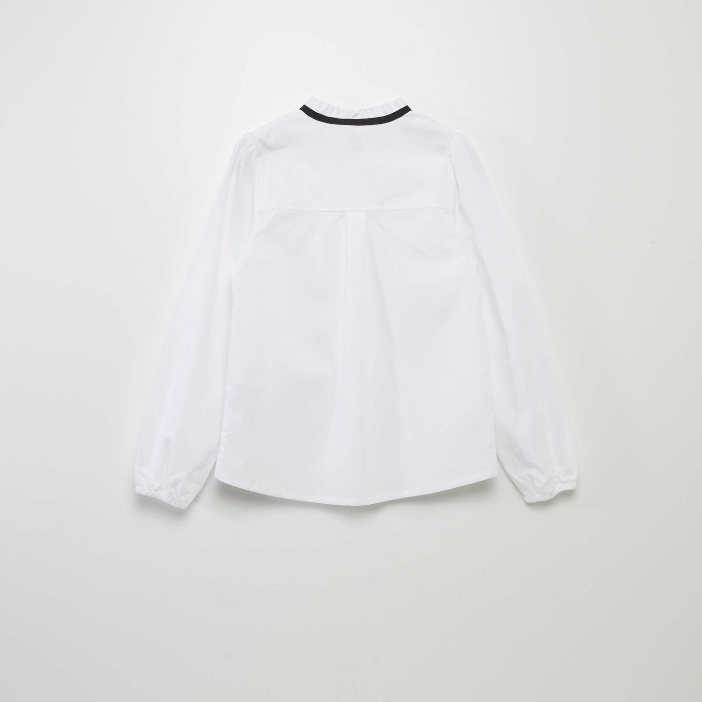 Two-tone blouse with pretty details white