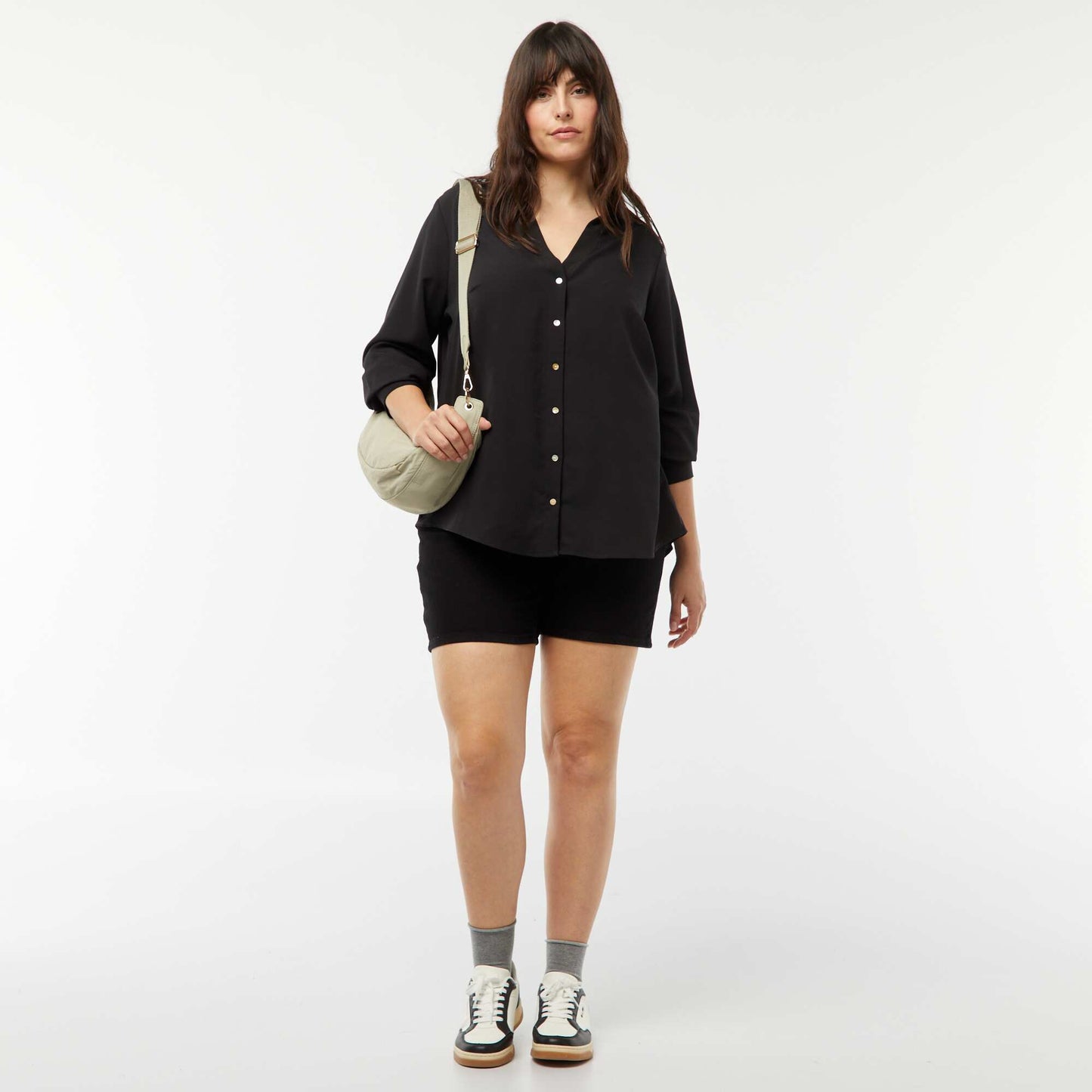 Crepe Knit Flowy Blouse BLACK