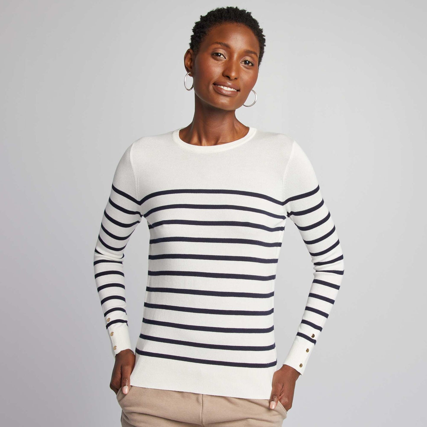 Long-sleeved fine-knit sweater WHITE