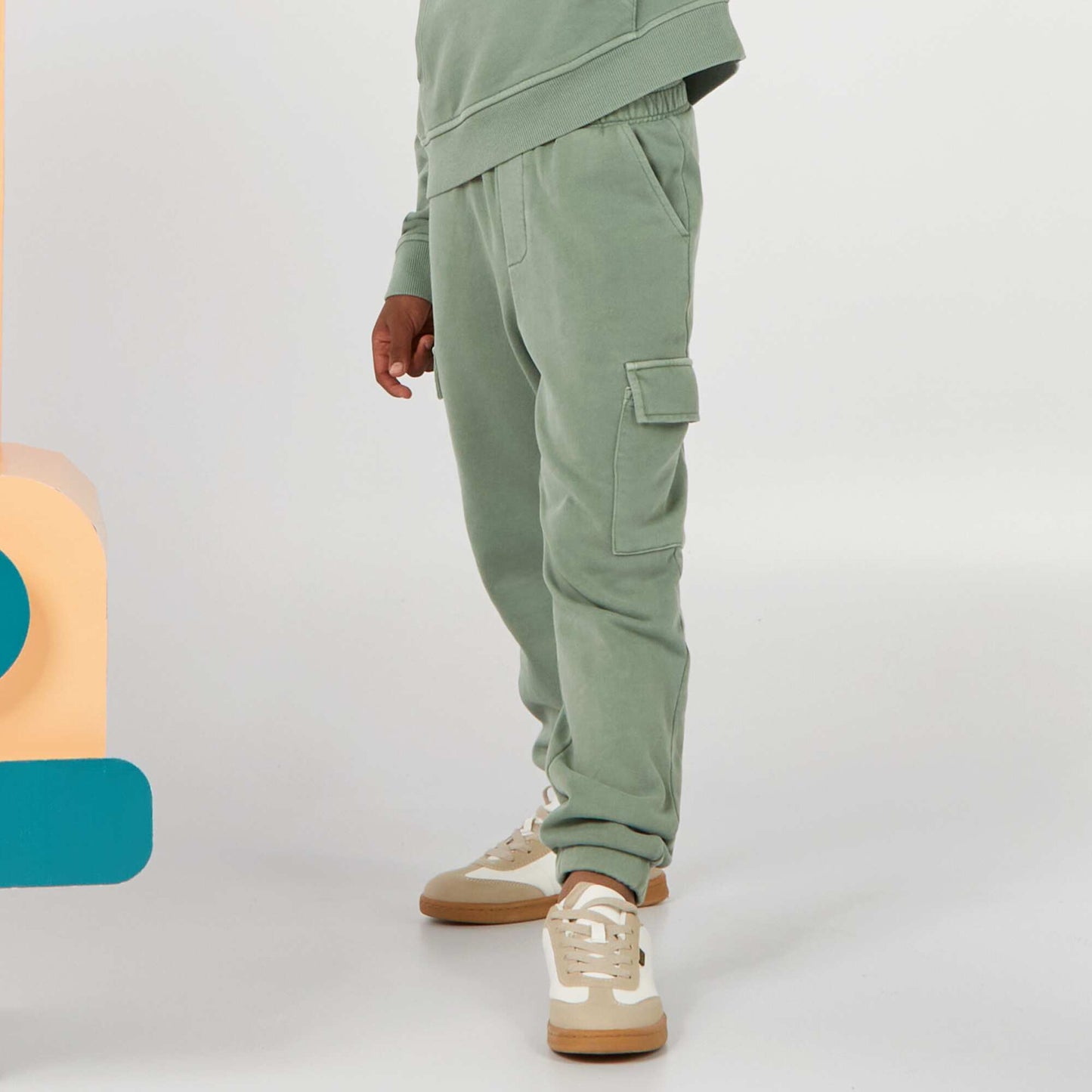 Sweatshirt fabric trousers with pockets GREEN