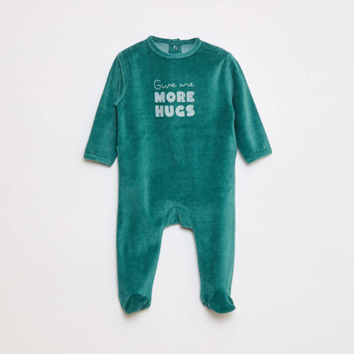 Fleece sleepsuit with feet and design on the front GREEN