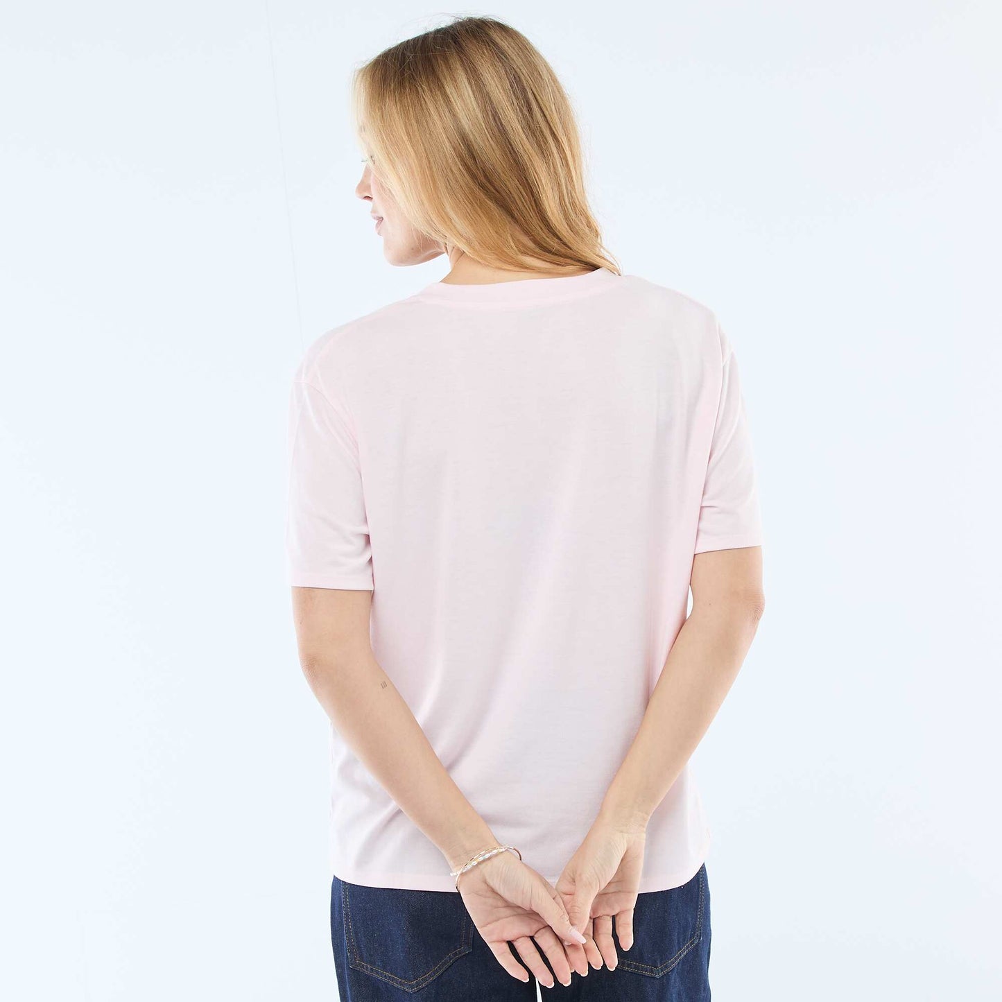 Short-sleeved t-shirt with V-neckline PINK