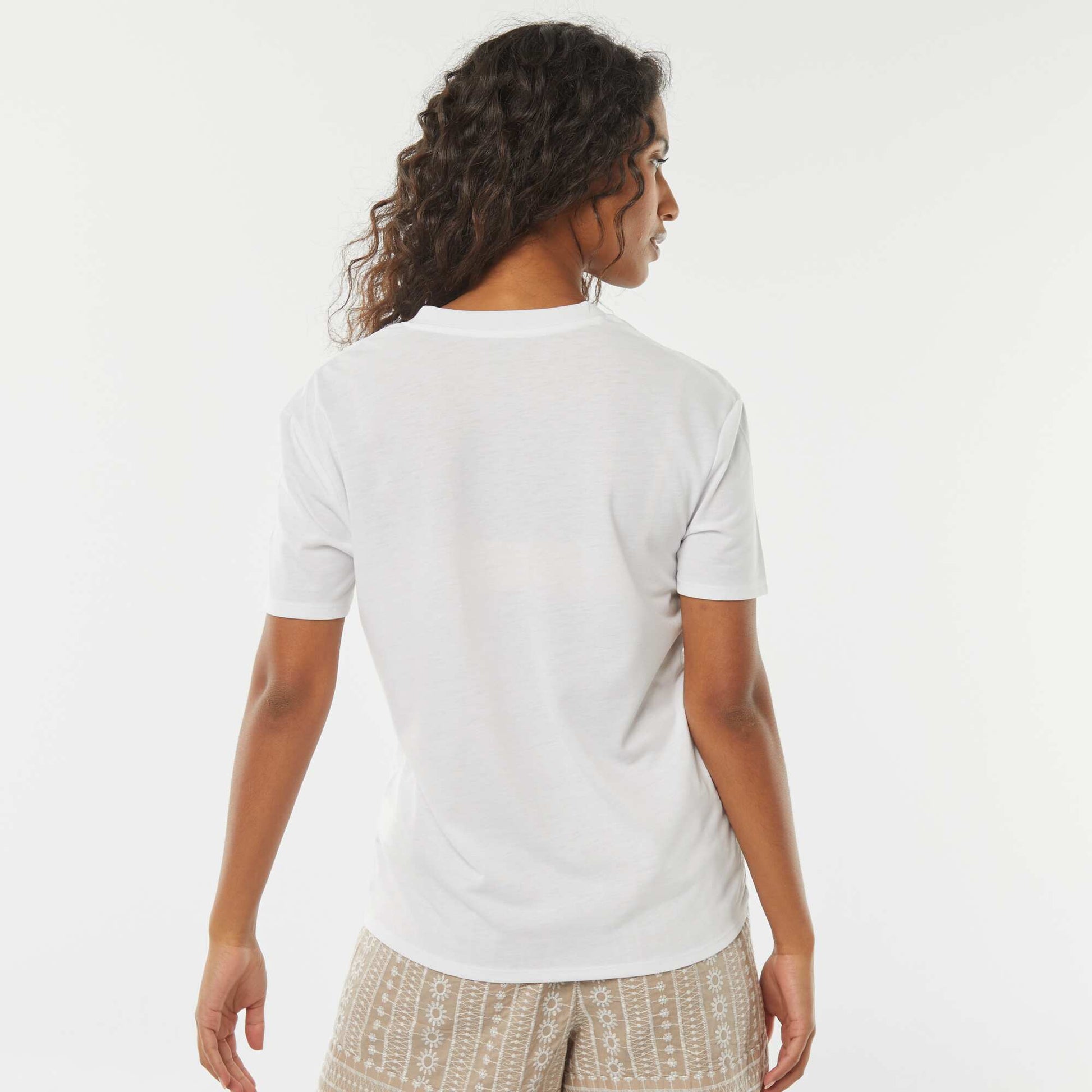 Short-sleeved t-shirt with V-neckline WHITE