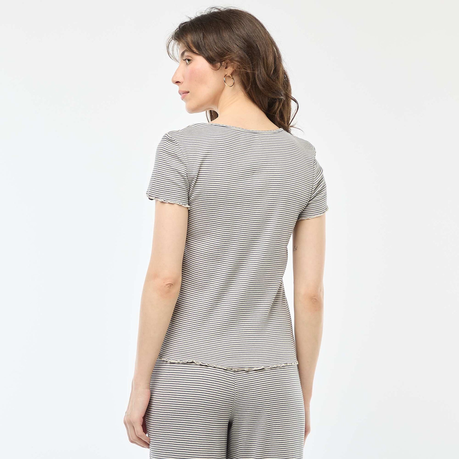 Solid Ribbed Knit Short-Sleeve T-Shirt BLUE