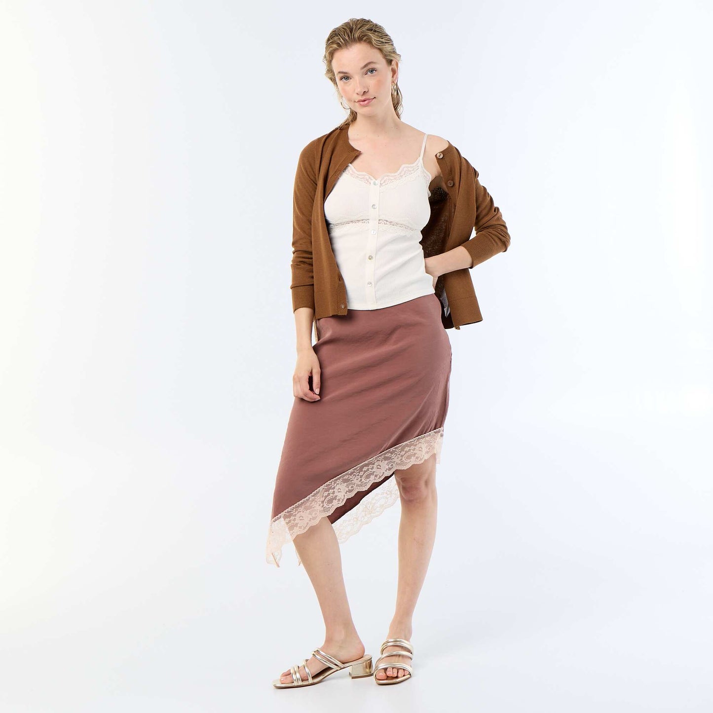Plain Round Neck Cardigan BROWN