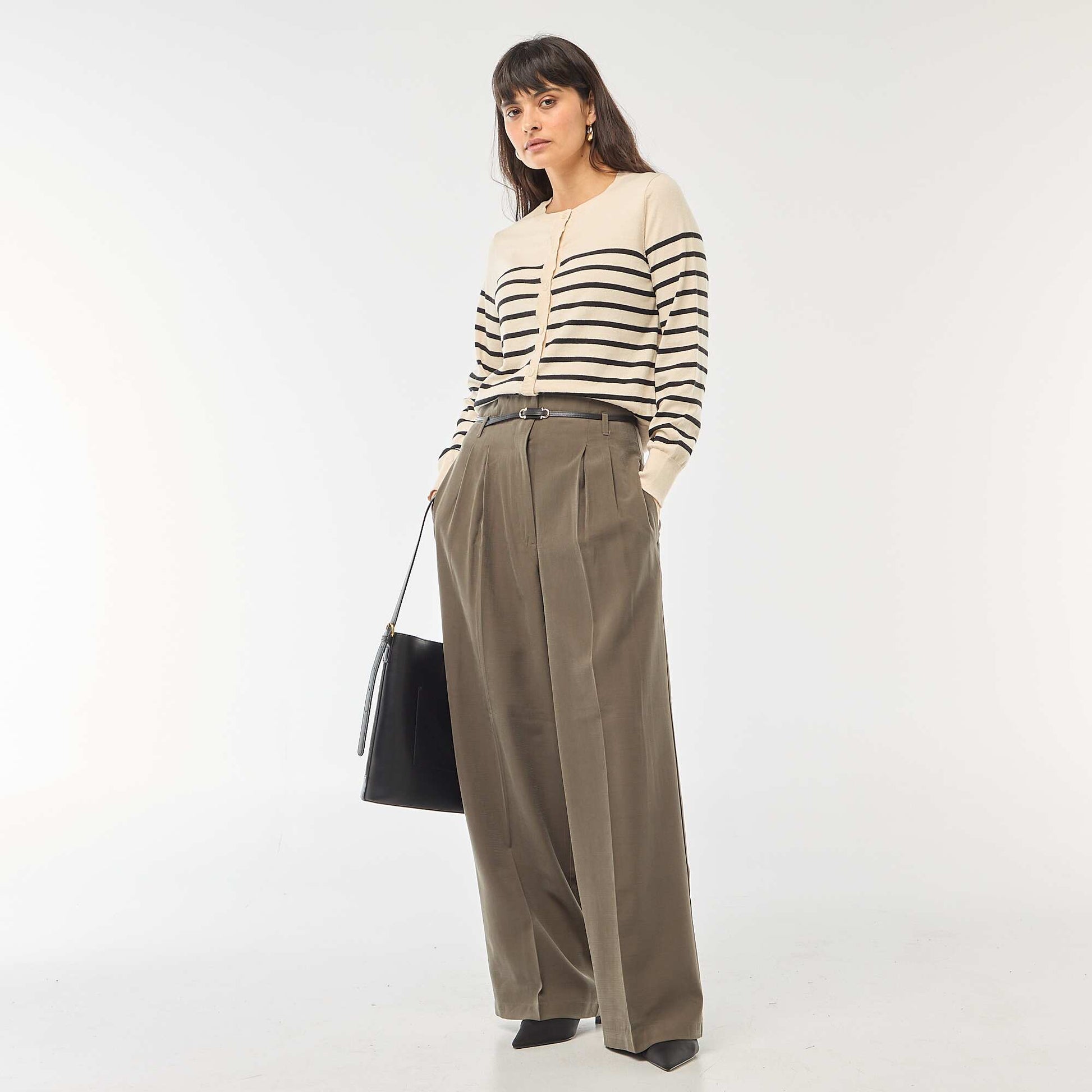 Plain knit cardigan with round neck BEIGE
