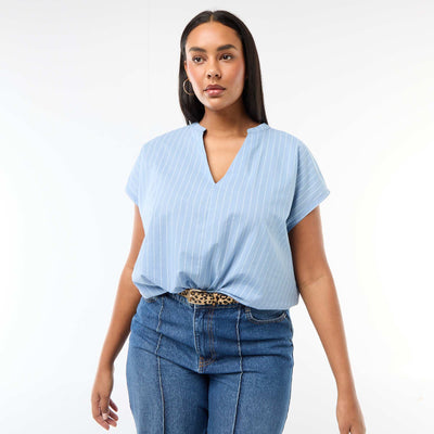 Light short-sleeved blouse BLUE