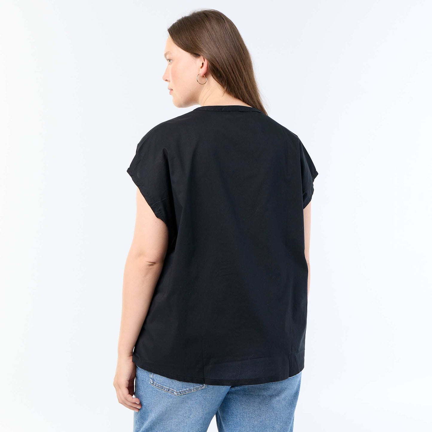 Light short-sleeved blouse BLACK