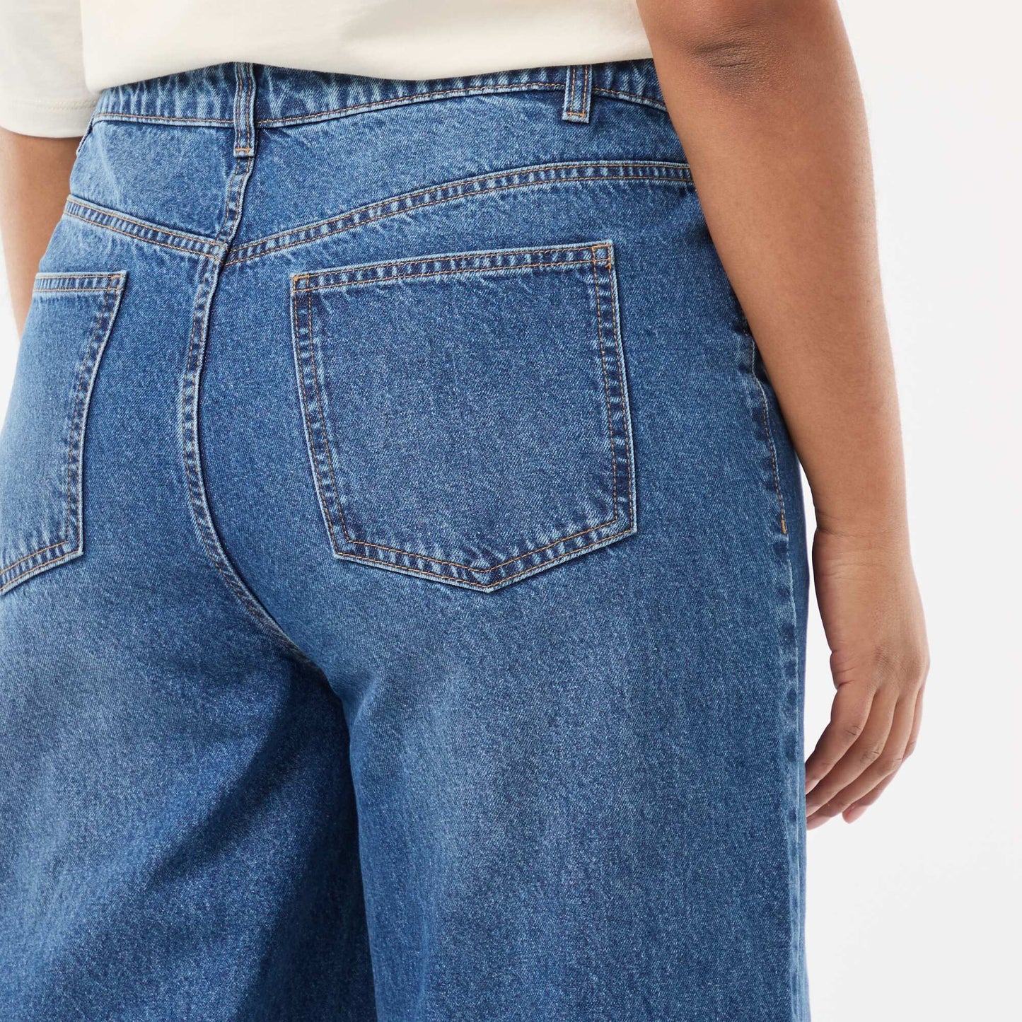 Wide Leg High-Waisted Jeans with Front Pleats BLUE