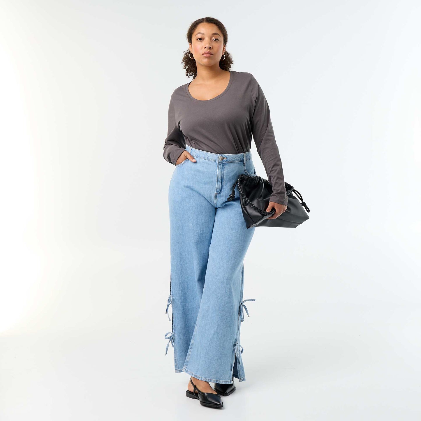 Long-sleeved round-neck T-shirt GREY