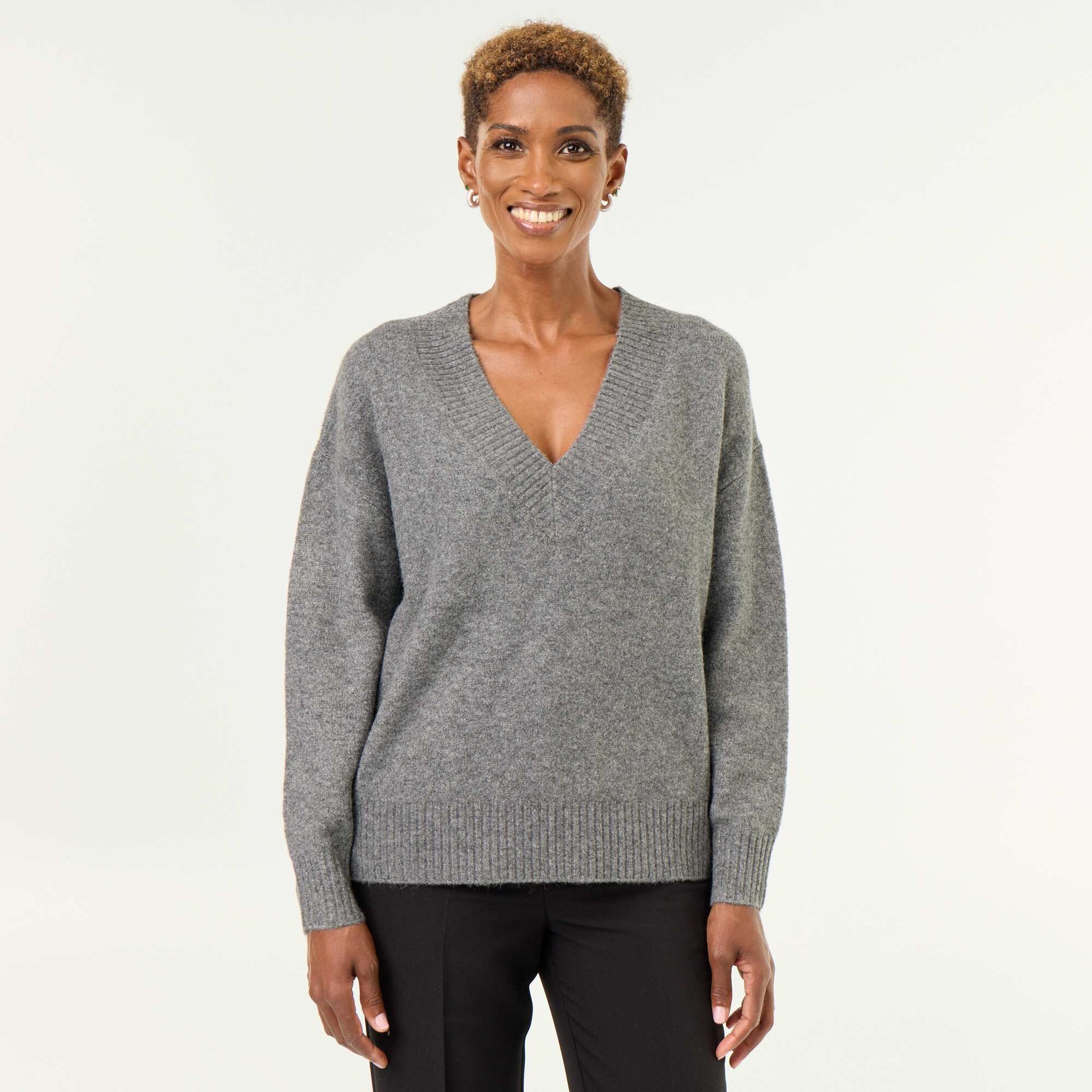 Large Ribbed V-Neck Sweater GREY
