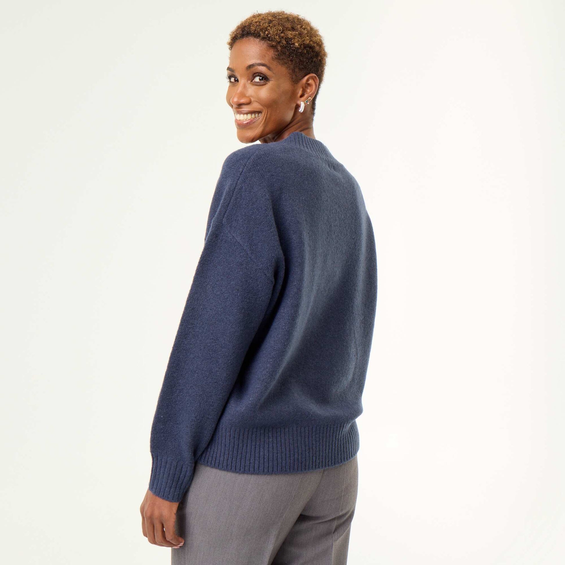 Large Ribbed V-Neck Sweater BLUE