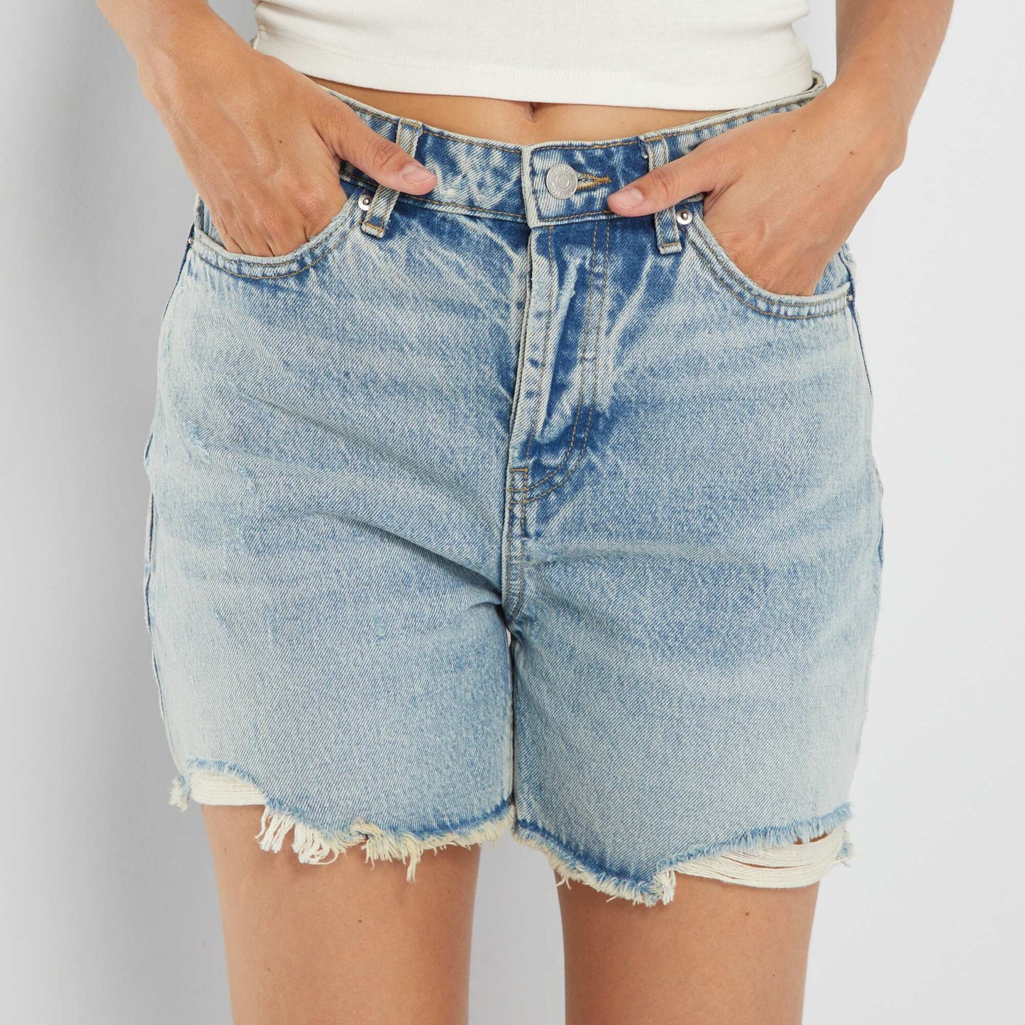 Denim shorts with fringed trim Blue