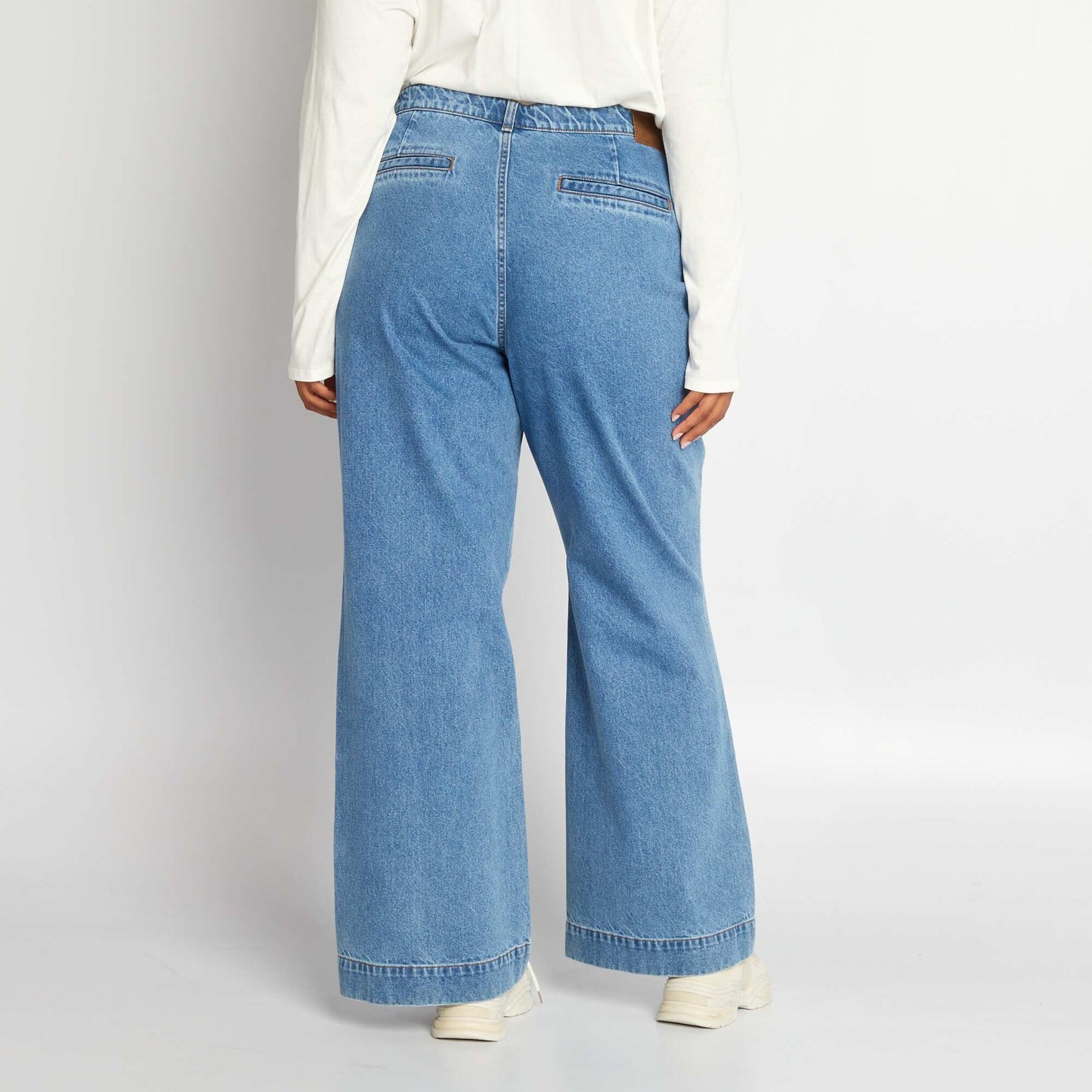 High-rise flared jeans STON1